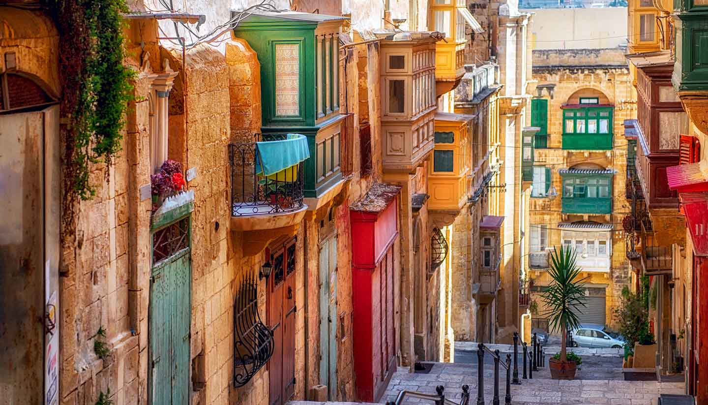 Travel Guide to Valletta